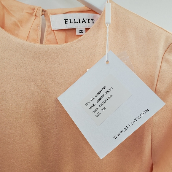 Revolve Elliatt Serene Dress Chalk Pink Bell Sleeves Satin Boho Wedding Cocktail - Picture 7 of 8